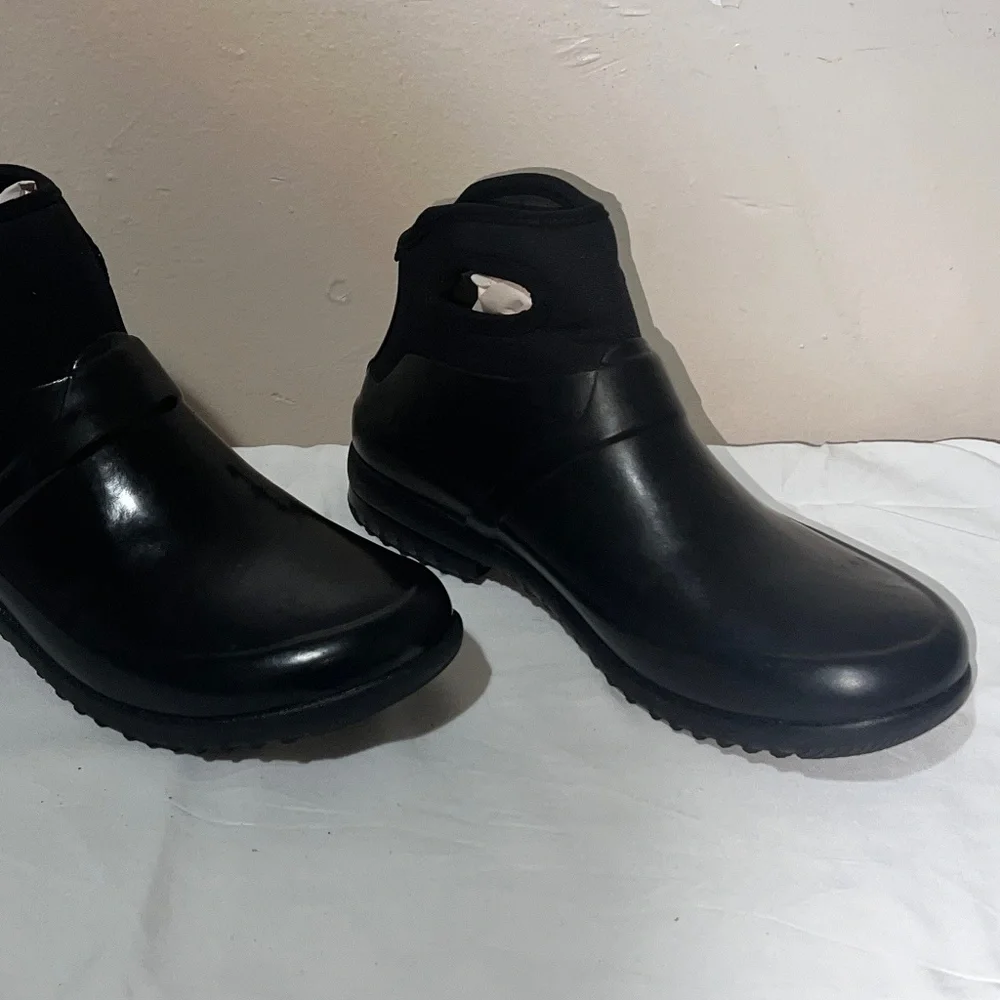 BOGS Seattle Chukka Boot - Picture 2 of 8